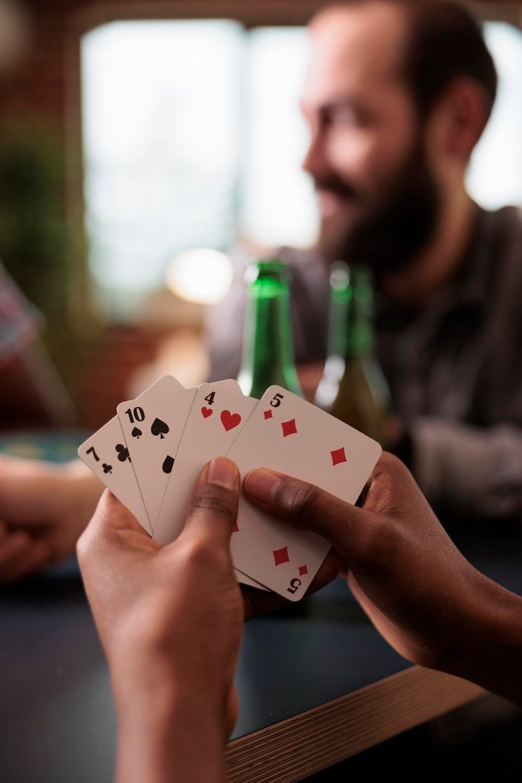 Membaca pengumuman situs dengan teliti